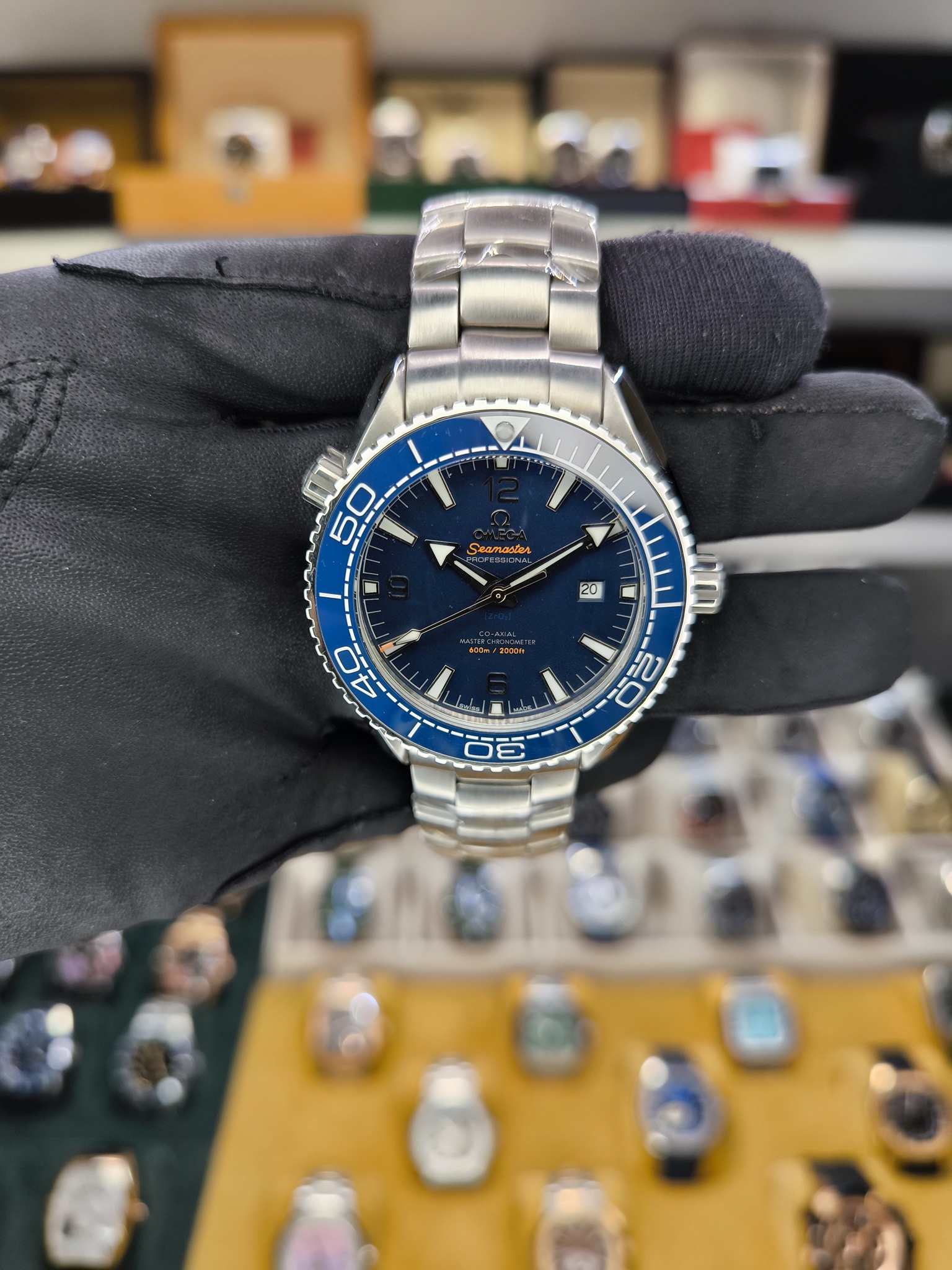 Planet Ocean 600M Co Axial Chronometer