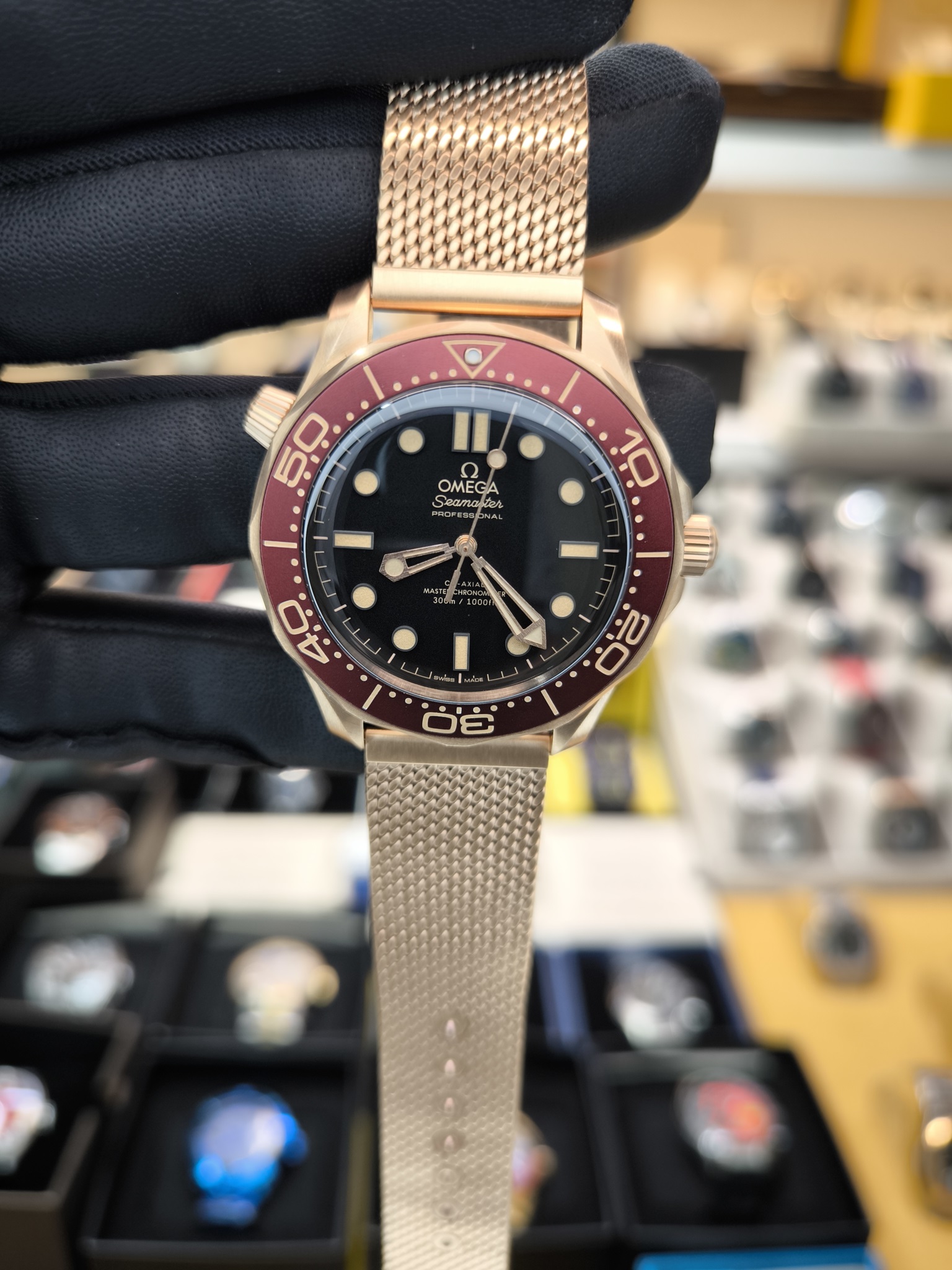 SEAMASTER DIVER 300m BRONZE GOLD ETA SAAT