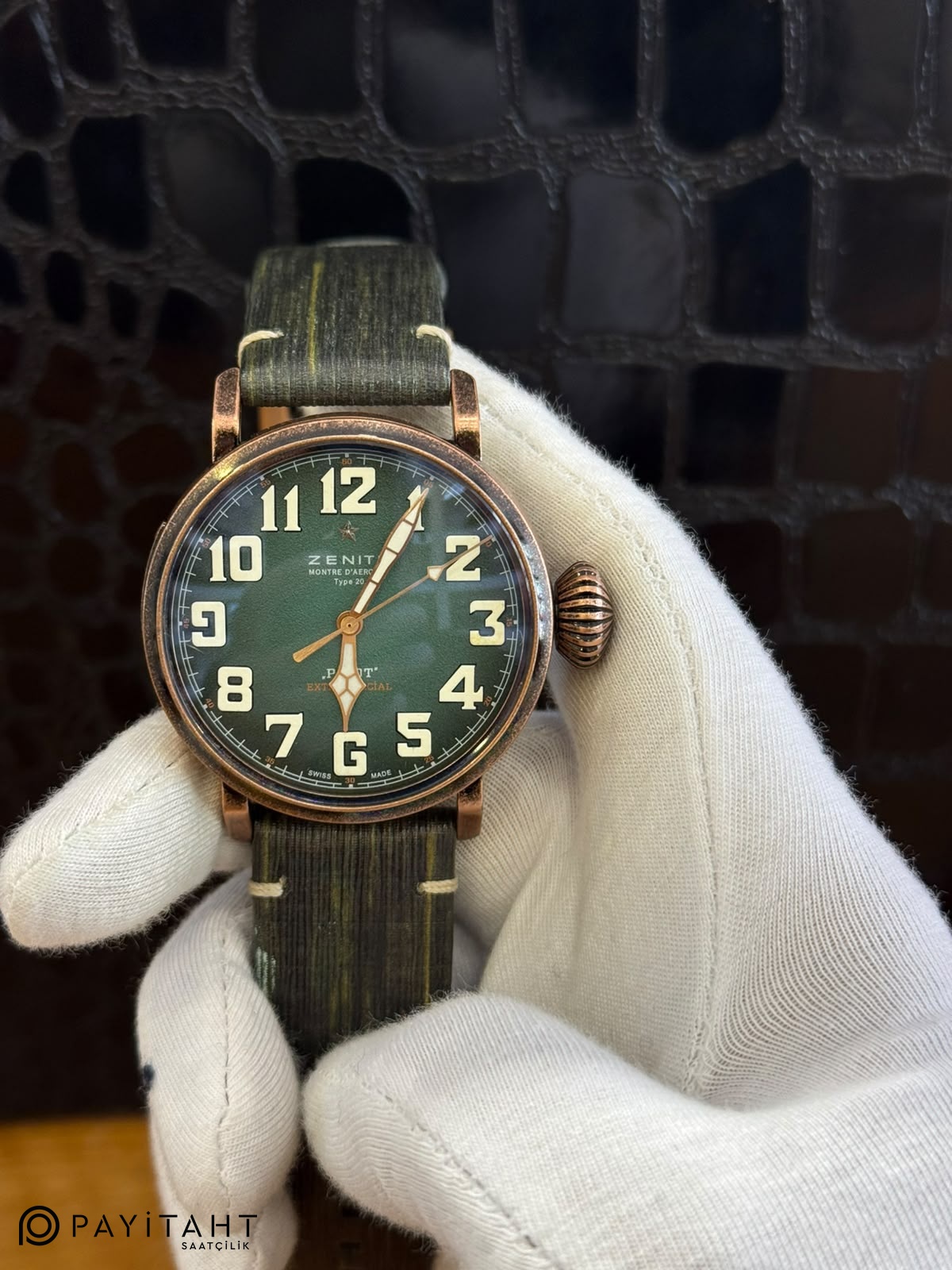 Zenith Pilot Extra Special 45mm Yeşil Kordon Otomatik Replika Saat