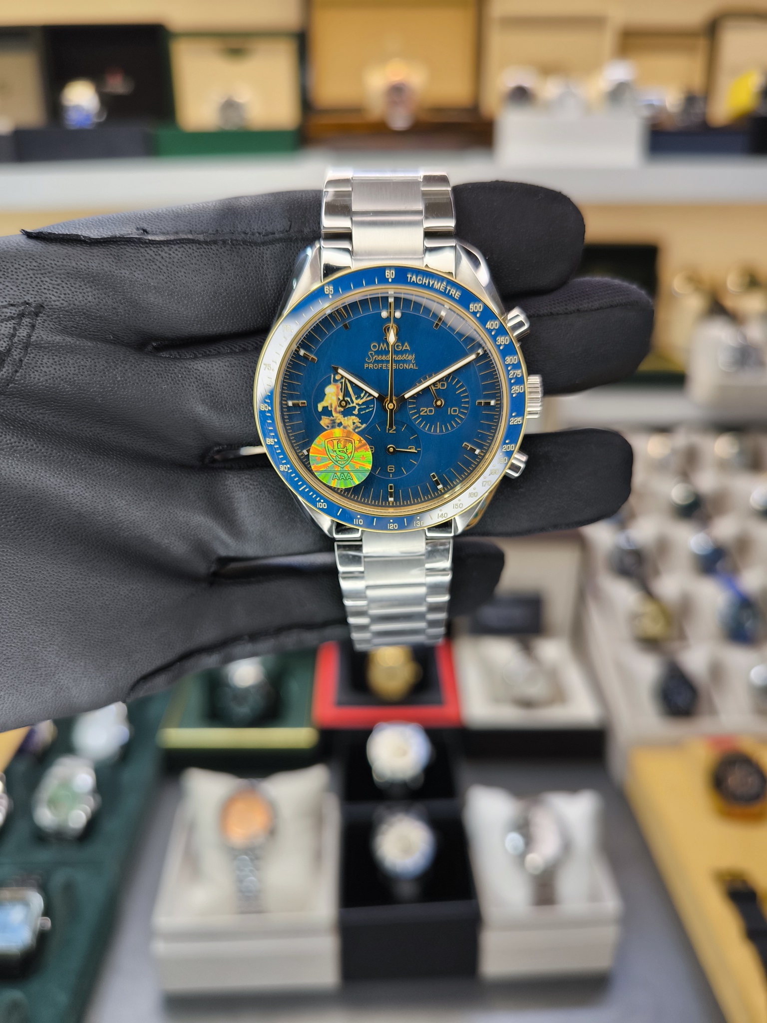 MOONWATCH PROFESSIONAL APOLLO 11 50TH ANNIVERSARY CHRONOGRAPH