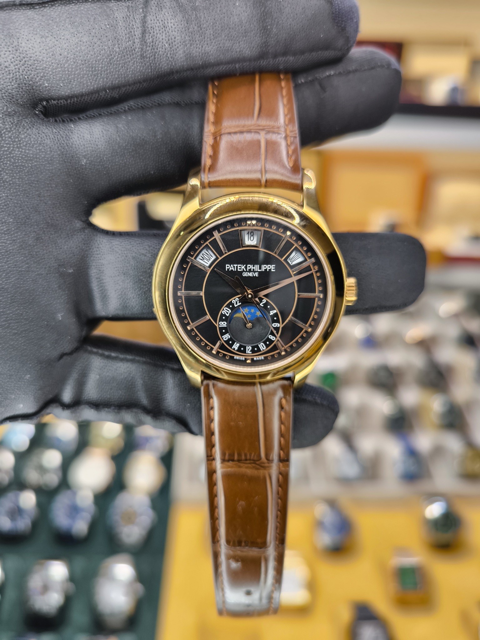 COMPLICATIONS 5205R ANNUAL CALENDER MOONPHASE ETA SAAT