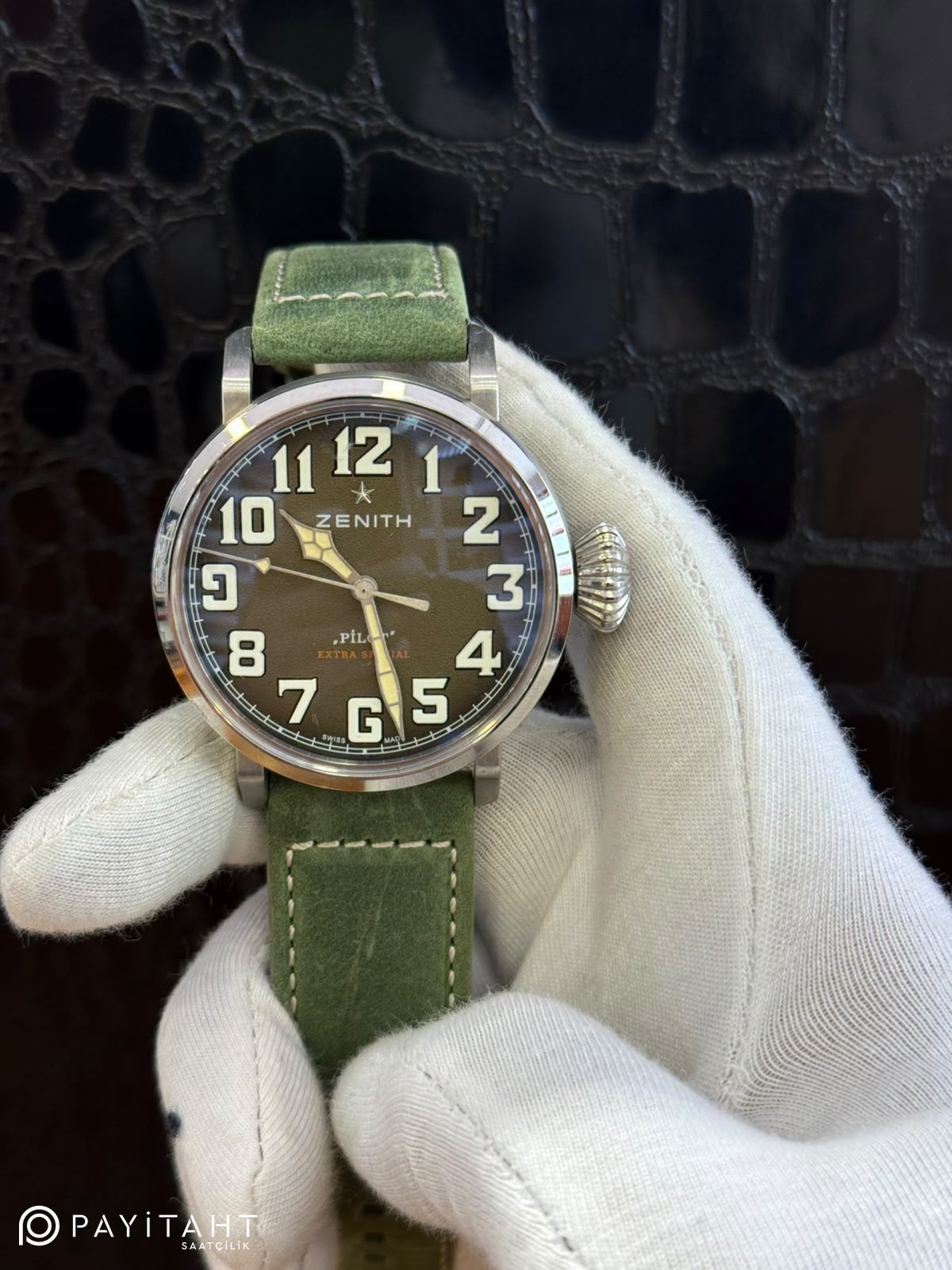 Zenith Pilot Extra Special 45mm Haki Yeşil Otomatik Replika Saat