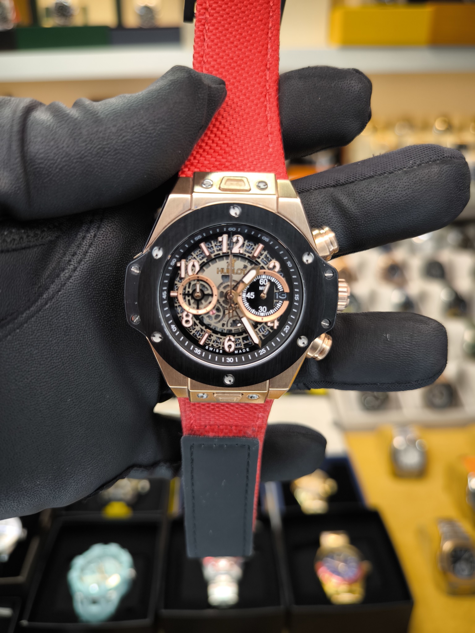 BIG BANG UNICO KING GOLD CRONOGRAPH REPLİKA SAAT