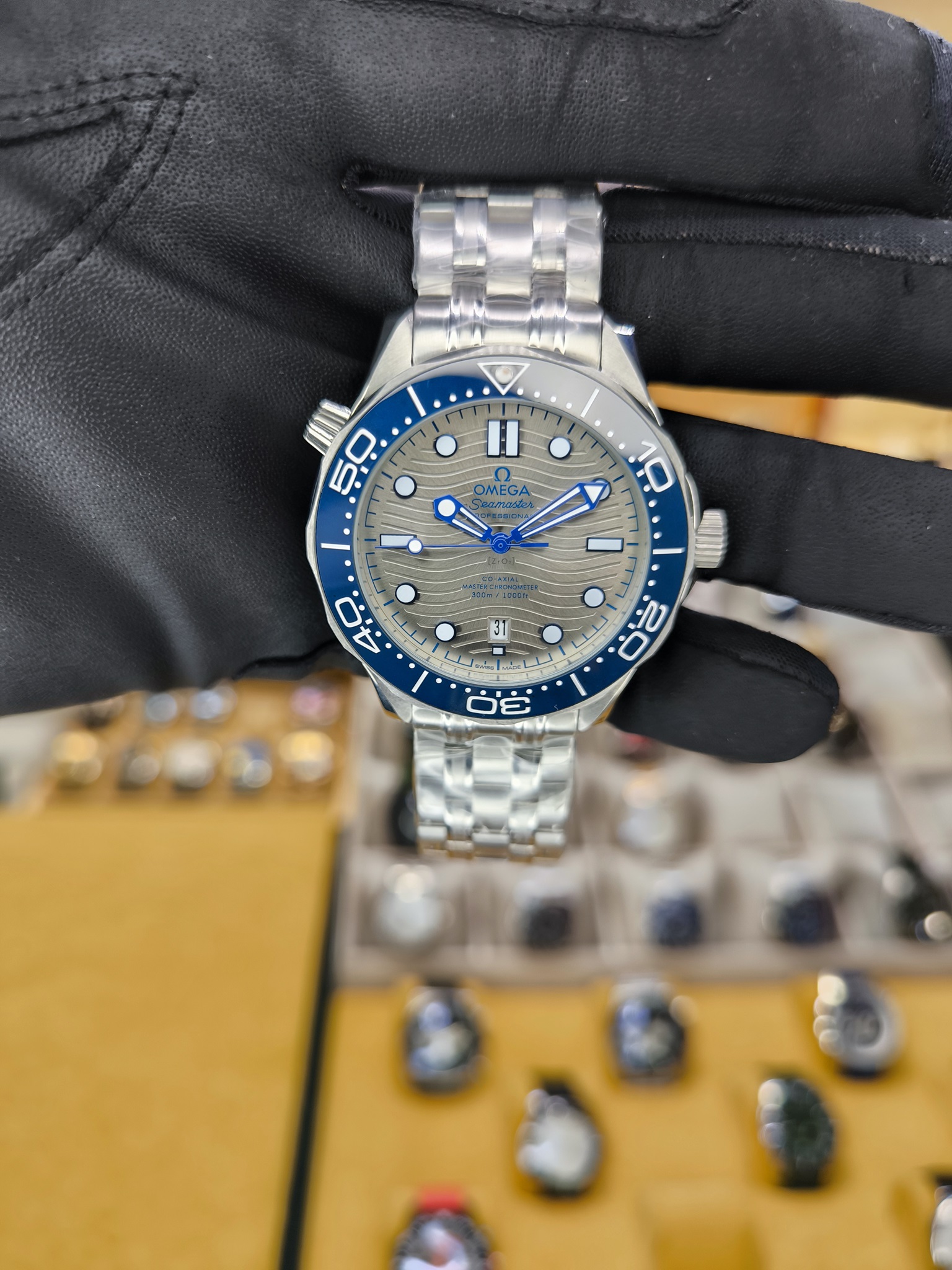 OMEGA SEAMASTER DİVER 300