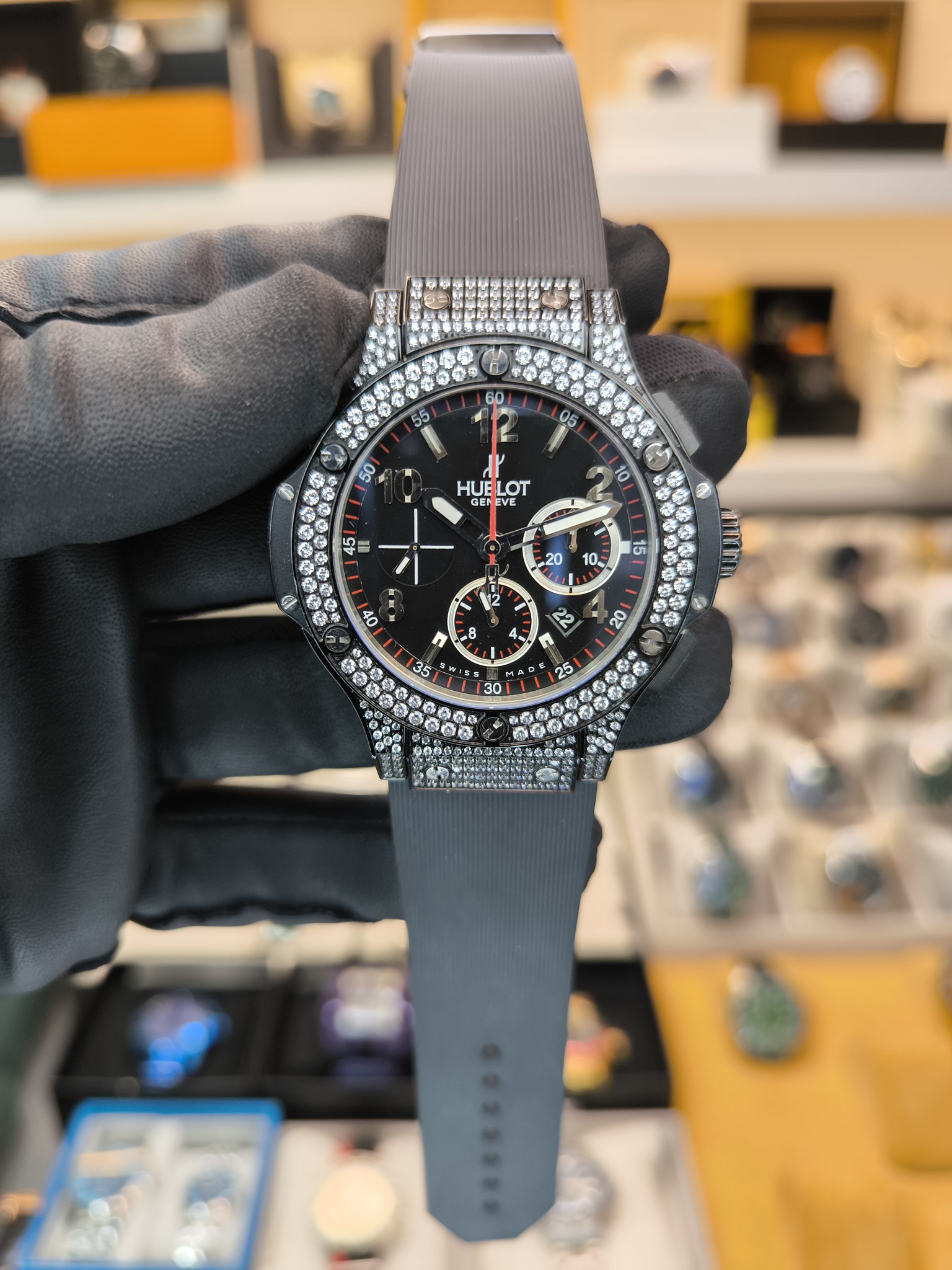 BIG BANG STEEL DIAMONDS ETA SAAT