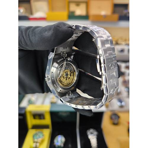 VACHERON CONSTANTIN OVERSEAS PERPETUAL CALENDER ULTRA THIN 4300V/220G.H151 ETA SAAT