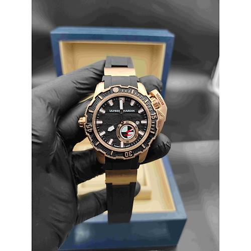 ULYSSE NARDIN HAMMERHEAD SHARK DIVER DEEP DIVE