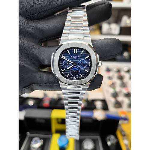 NAUTILUS 5740