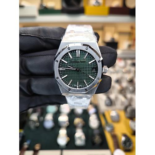 ROYAL OAK 15500ST GREEN DIAL ETA SAAT