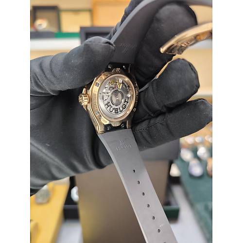 HUBLOT CLASSIC FUSION ORLINSKI KING GOLD 550.OS.1800.RX.19 ETA SAAT