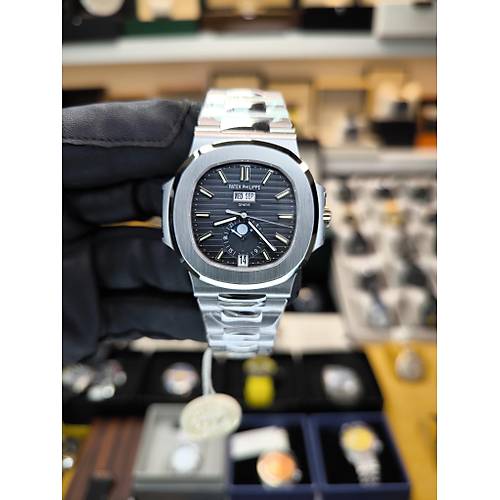 NAUTILUS ANNUAL CALENDER 5726/1A ETA SAAT