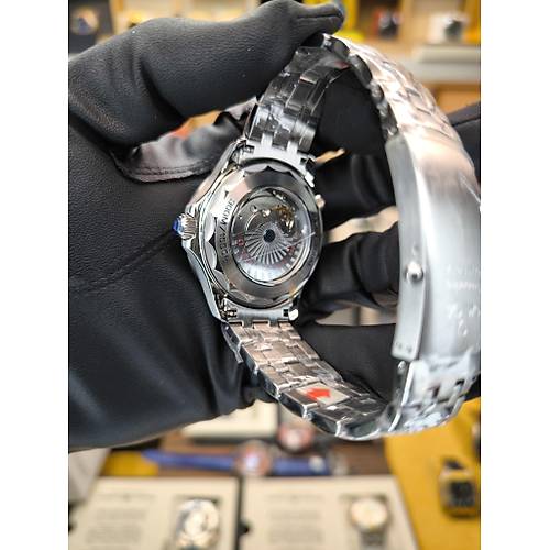 DIVER 300M CO-AXIAL MASTER CHRONOMETER