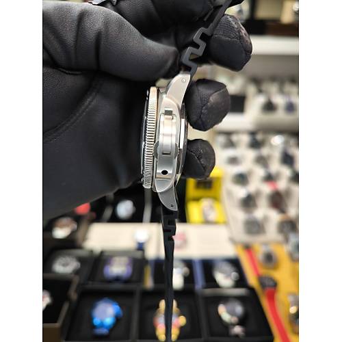 PAM 389 LUMINOR SUBMERSIBLE AMAGNETIC 1950 ETA SAAT