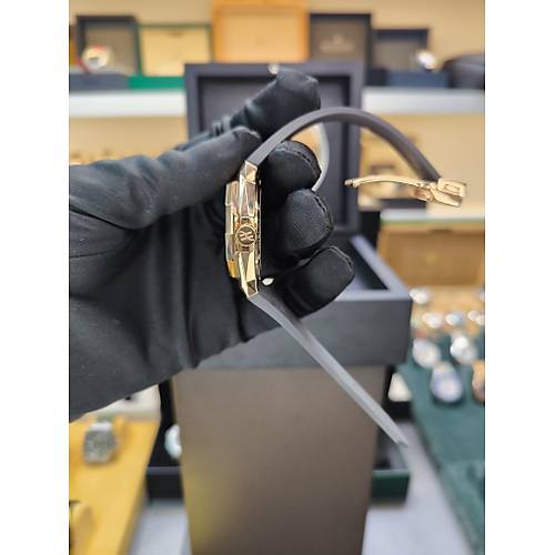 HUBLOT CLASSIC FUSION ORLINSKI KING GOLD 550.OS.1800.RX.19 ETA SAAT