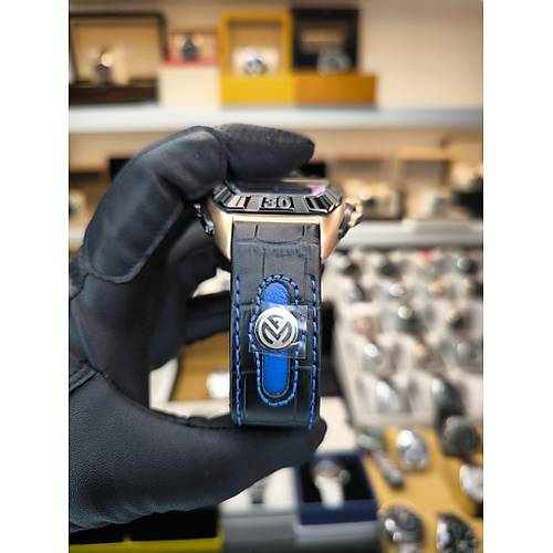 CONQUISTADOR CHRONOGRAPH SINGAPORE GP REPL�KA SAAT