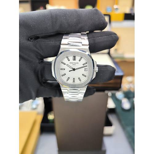PATEK PHILIPPE NAUTILUS 5711/1A-011 ETA SAAT