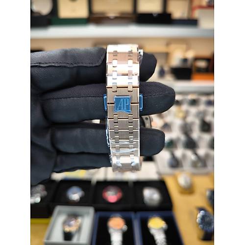 ROYAL OAK AUTOMATIC CHRONORAPH BLUE DIAL  ETA SAAT