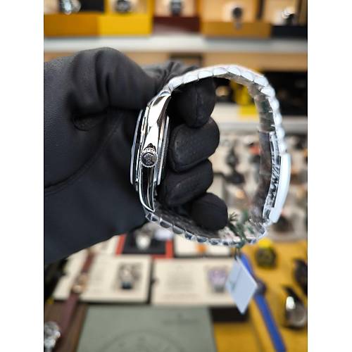 WHO CARES KADRAN OTOMATK JUBILE