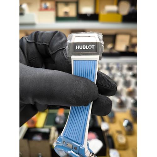 HUBLOT UNICO BIG BANG SKY BLUE CERAMIC ETA SAAT