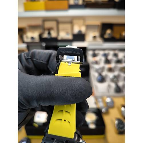 RM 11-03 MC LAREN CARBON OTOMAT�K REPL�KA SAAT