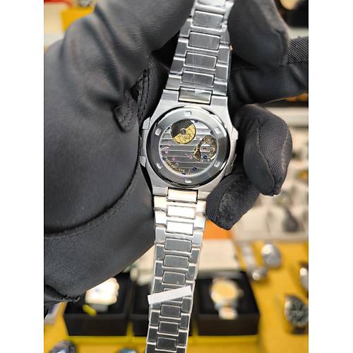 NAUTILUS 5712