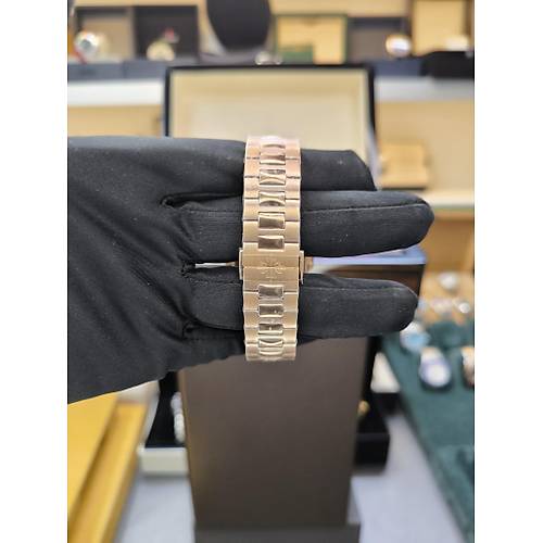 PATEK PHILIPPE CUBITUS 7128/1R-001 ROSE GOLD ETA SAAT
