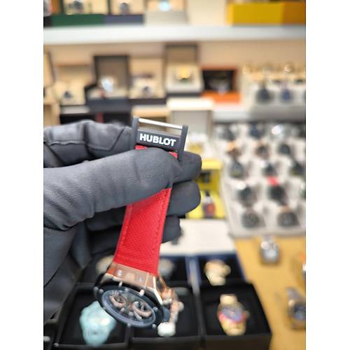 BIG BANG UNICO KING GOLD CRONOGRAPH REPL�KA SAAT