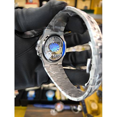 NAUTILUS 5712/1A ETA SAAT