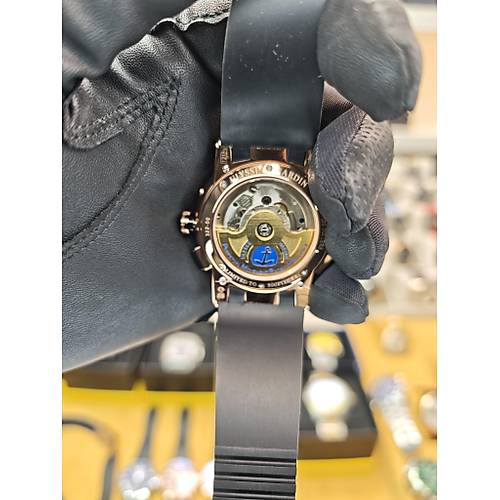 ULYSSE NARDIN EL TORO GMT REPL�KA SAAT