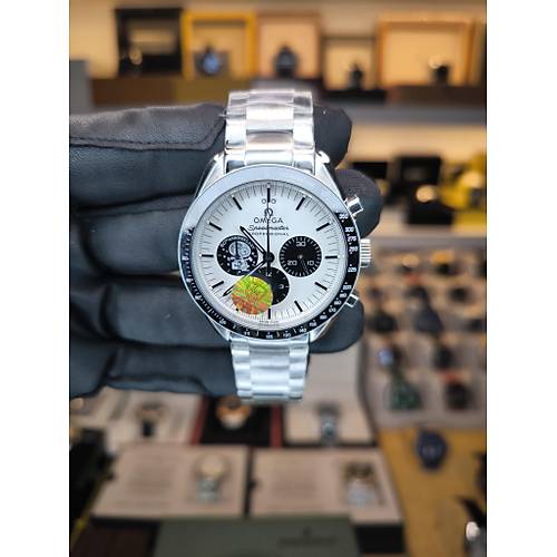 MOONWATCH PROFESSIONAL 50 TH SNOOPY CHRONOGRAPH