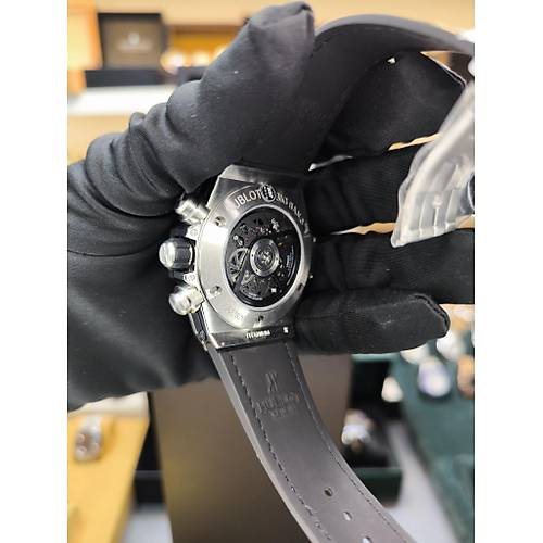 HUBLOT UNICO TITANIUM RAINBOW 441.NX.1117.LR.0999 ETA SAAT