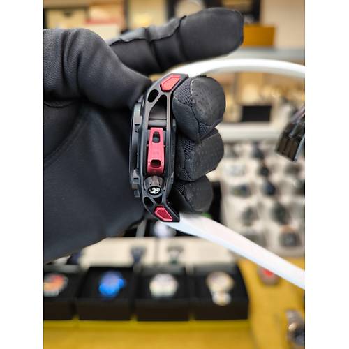 BIG BANG FERRARI LIMITED TOURBILLON REPL�KA SAAT