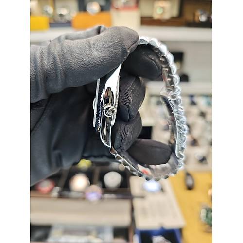 DAY DATE OTOMAT�K G�M�� S�YAH REPL�KA SAAT