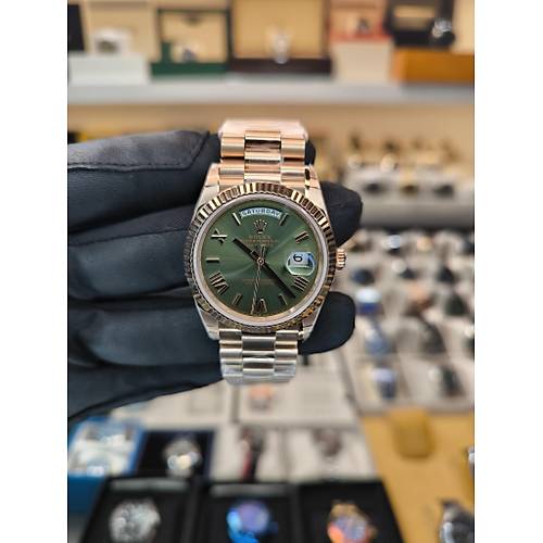 ROLEX Day-Date 40mm Olive Green Dial 228235 Clean Factory ETA SAAT