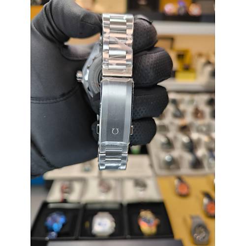 SEAMASTER PLANET OCEAN 6000M ULTRA DEEP 215.30.46.21.06.001 ETA SAAT