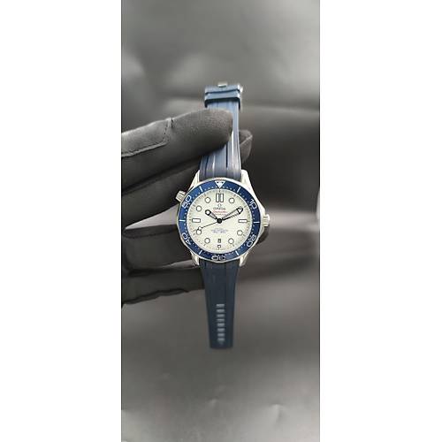 OMEGA SEAMASTER D�VER 300