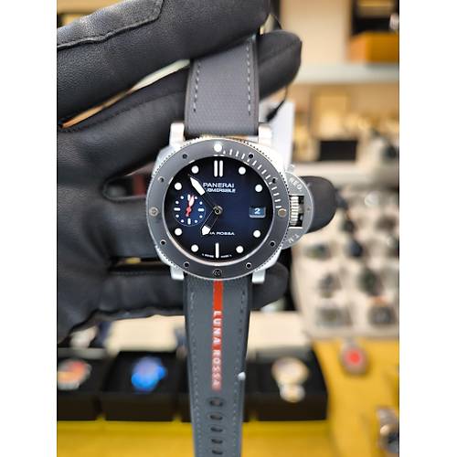 PANERAI SUBMERSIBLE LUNA ROSSA PAM01565 ETA SAAT