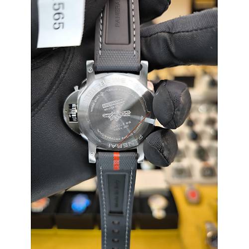 PANERAI SUBMERSIBLE LUNA ROSSA PAM01565 ETA SAAT