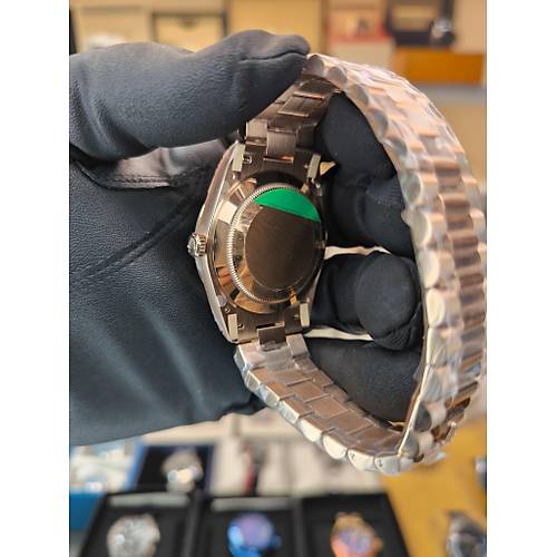 ROLEX Day-Date 40mm Olive Green Dial 228235 Clean Factory ETA SAAT