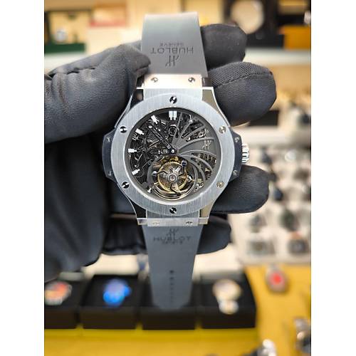 BIG BANG MASTER TOURBILLON SKELETON DIAL ETA SAAT