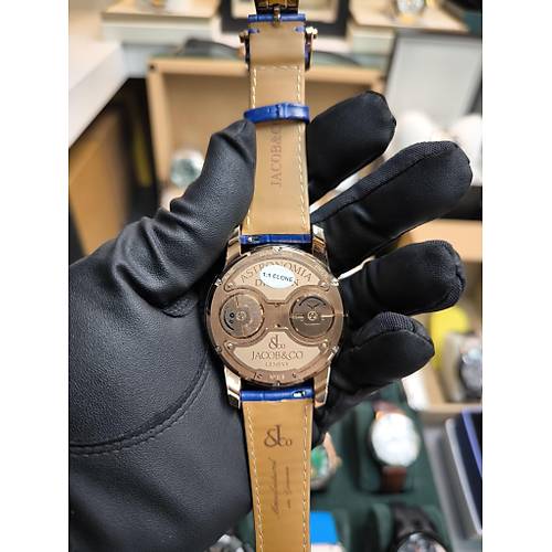 ASTRONOMIA GRAVITATIONAL ROSE ETA SAAT