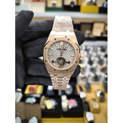 ROYAL OAK TOURB�LLON ROSE