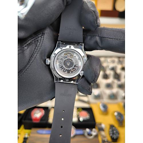 HUBLOT CLASSIC FUSION ETA SAAT