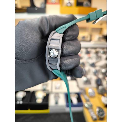 RM SKULL OTOMAT�K CARBON