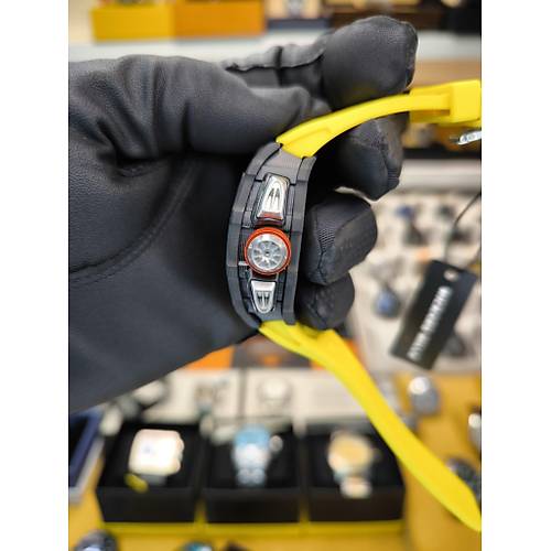 RM 11-03 MC LAREN CARBON OTOMAT�K REPL�KA SAAT