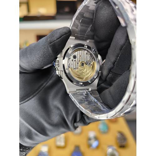 PATEK PHILIPPE NAUTILUS 5711 40TH LIMTED EDITION SAAT