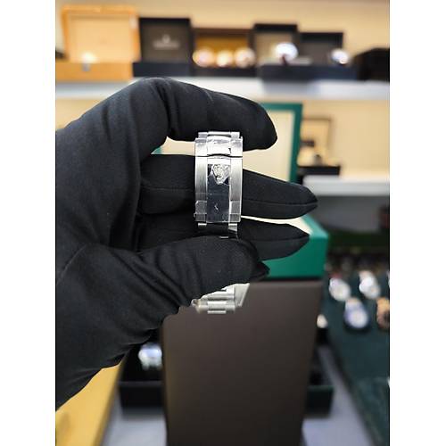ROLEX MILGAUSS WHO CARES ETA SAAT