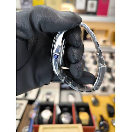 OYSTER PERPETUAL 124300 ETA SAAT