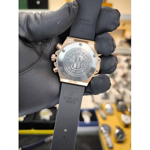 BIG BANG UNICO KING GOLD SERAM�K CRONOGRAPH