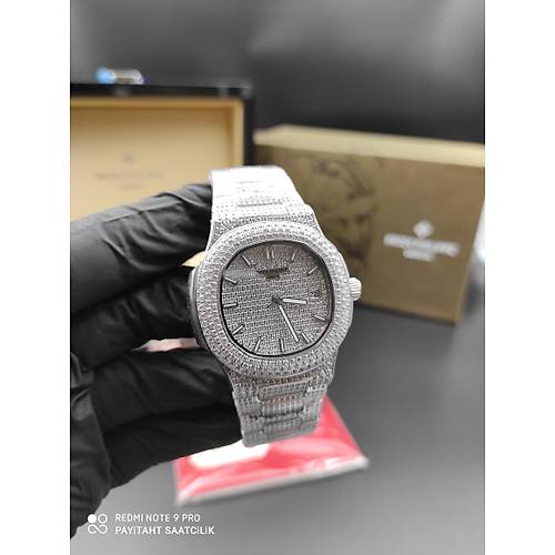 NAUTILUS 5711 DIAMOND